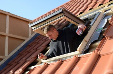Pose de fenêtres de toit Velux à Brûlain